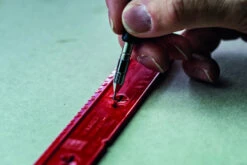 Pica 7070 Fine Dry Markeerpotlood -Gereedschapsserie Winkel 7070 fine dry use 12 print.jpg 1200x600 79148ebc88