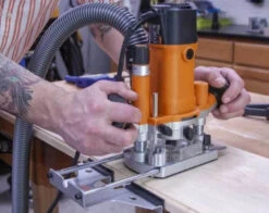 Triton Trimmerbovenfrees 880W TMNRTR -Gereedschapsserie Winkel frees209.jpg 1200x600 536acebc88