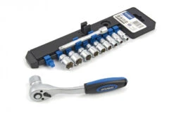 Hyundai 12 Delige Dopsleutel Sets CrV Kunststof Houder 12 Hyundai 12 Delige Dopsleutel Sets CrV Kunststof Houder -Gereedschapsserie Winkel hbm 485 4.jpg 1200x600 b4093ebc88