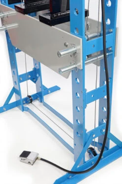 HBM 75 Ton Hydraulische En Pneumatische Raamwerkpers / Werkplaatspers -Gereedschapsserie Winkel hbm p 0318.jpg 1200x600 f9513ebc88